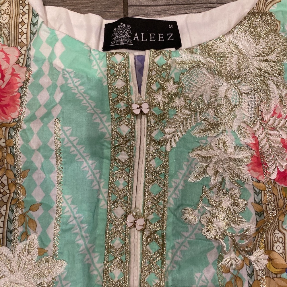 Pakistani Kurta - image 5